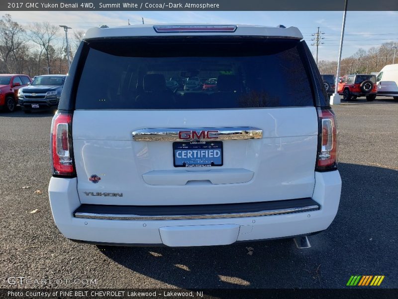 Summit White / Cocoa/­Dark Atmosphere 2017 GMC Yukon Denali 4WD