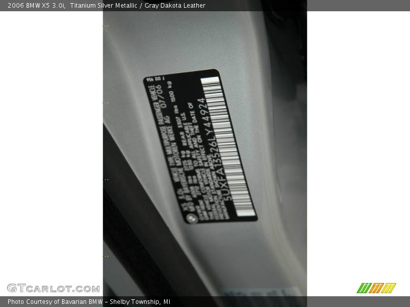 Titanium Silver Metallic / Gray Dakota Leather 2006 BMW X5 3.0i