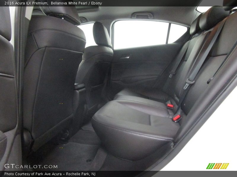 Bellanova White Pearl / Ebony 2016 Acura ILX Premium