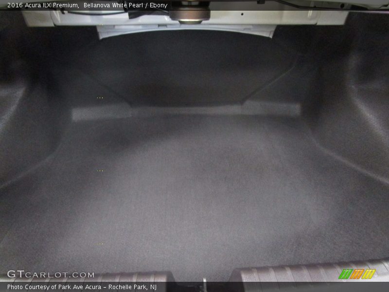 Bellanova White Pearl / Ebony 2016 Acura ILX Premium