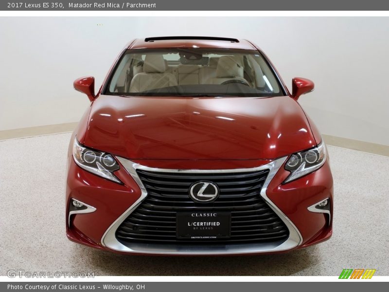 Matador Red Mica / Parchment 2017 Lexus ES 350