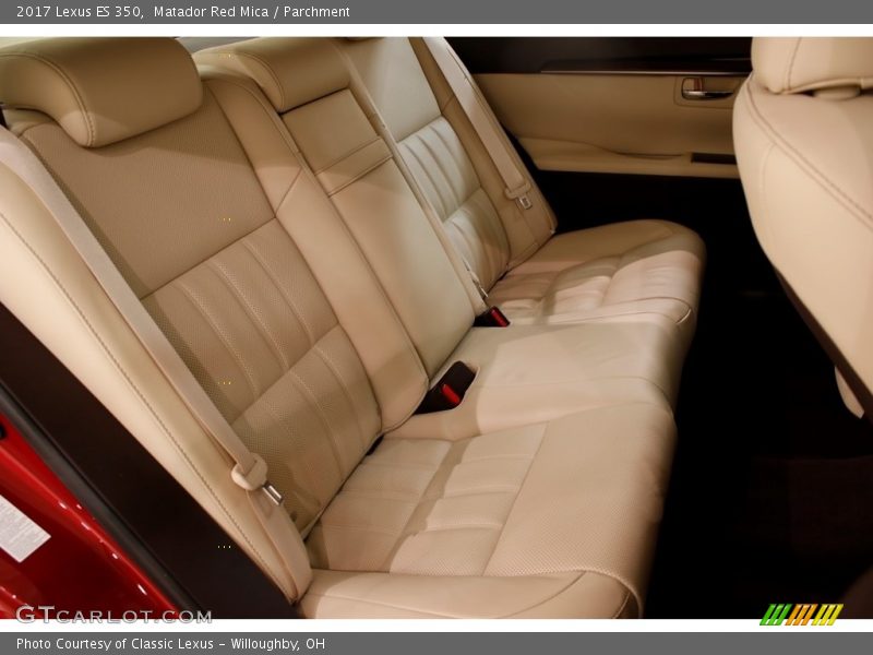Matador Red Mica / Parchment 2017 Lexus ES 350