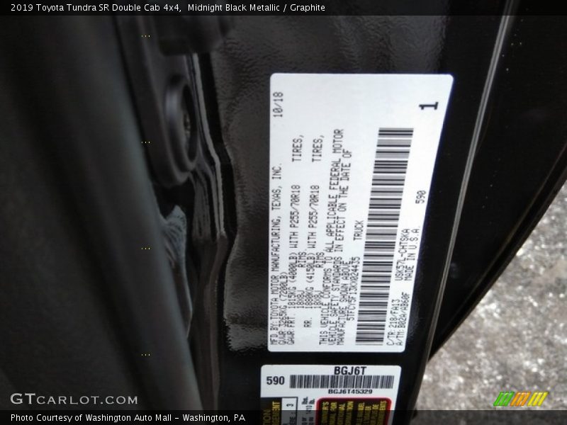 Midnight Black Metallic / Graphite 2019 Toyota Tundra SR Double Cab 4x4