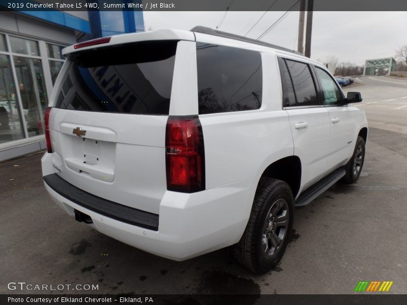 Summit White / Jet Black 2019 Chevrolet Tahoe LS 4WD