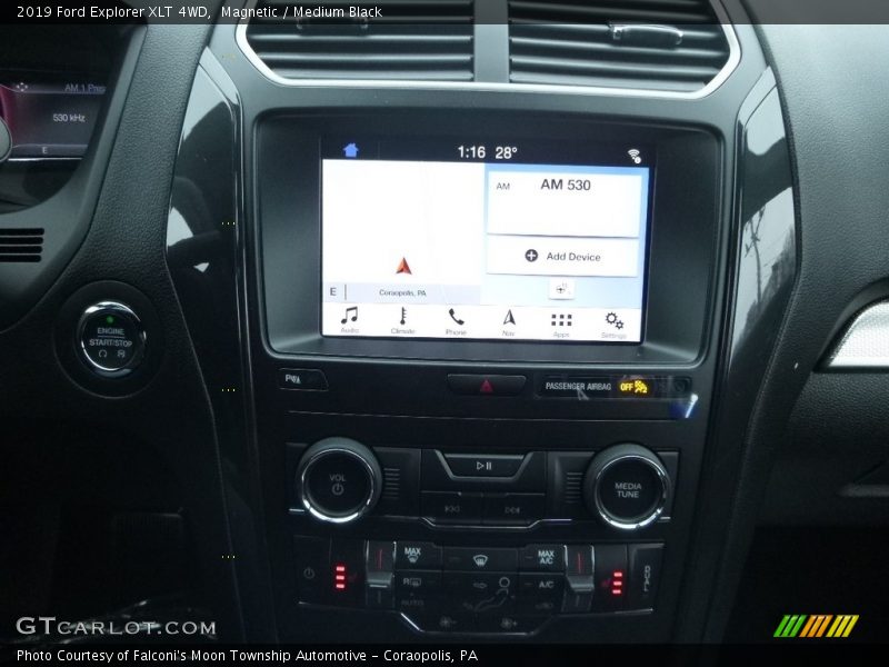 Magnetic / Medium Black 2019 Ford Explorer XLT 4WD