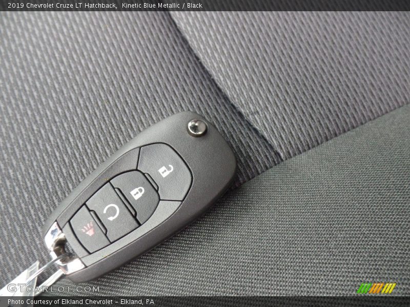 Keys of 2019 Cruze LT Hatchback