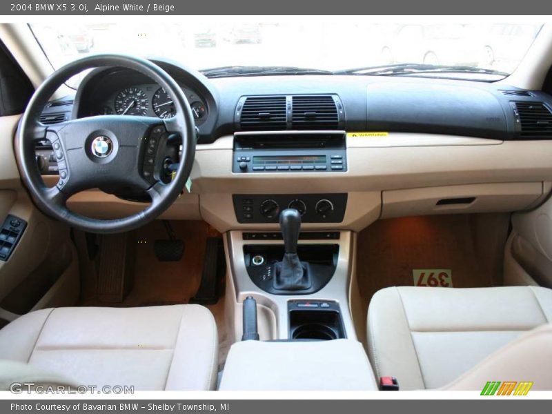 Alpine White / Beige 2004 BMW X5 3.0i
