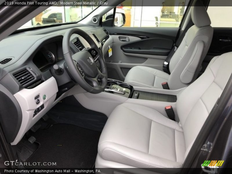 Modern Steel Metallic / Gray 2019 Honda Pilot Touring AWD