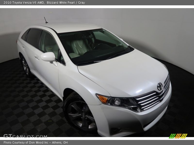 Blizzard White Pearl / Gray 2010 Toyota Venza V6 AWD