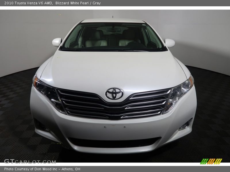 Blizzard White Pearl / Gray 2010 Toyota Venza V6 AWD