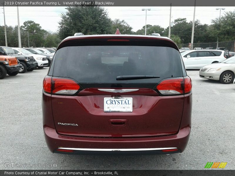 Velvet Red Pearl / Black/Alloy 2019 Chrysler Pacifica Touring L