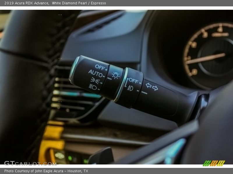 White Diamond Pearl / Espresso 2019 Acura RDX Advance