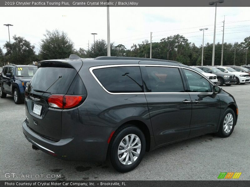 Granite Crystal Metallic / Black/Alloy 2019 Chrysler Pacifica Touring Plus