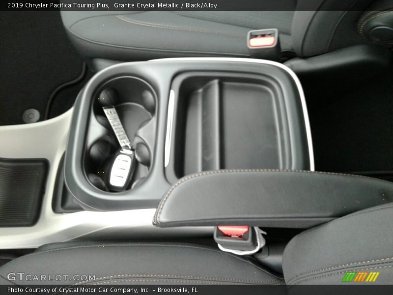 Granite Crystal Metallic / Black/Alloy 2019 Chrysler Pacifica Touring Plus