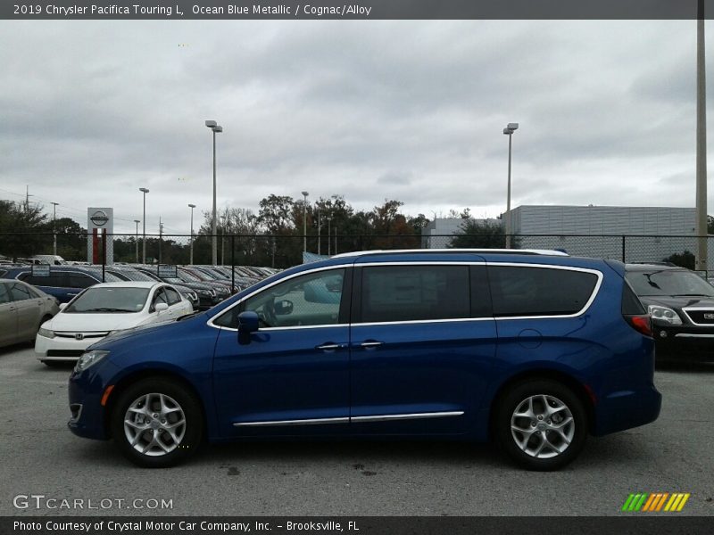 Ocean Blue Metallic / Cognac/Alloy 2019 Chrysler Pacifica Touring L