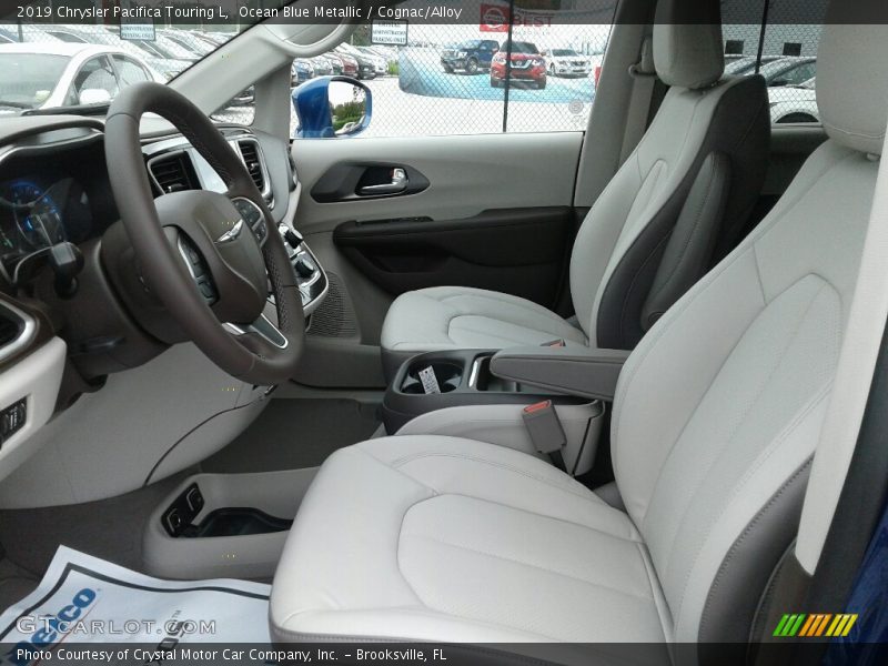 Ocean Blue Metallic / Cognac/Alloy 2019 Chrysler Pacifica Touring L