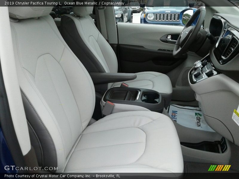 Ocean Blue Metallic / Cognac/Alloy 2019 Chrysler Pacifica Touring L