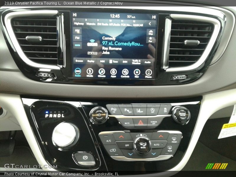 Ocean Blue Metallic / Cognac/Alloy 2019 Chrysler Pacifica Touring L