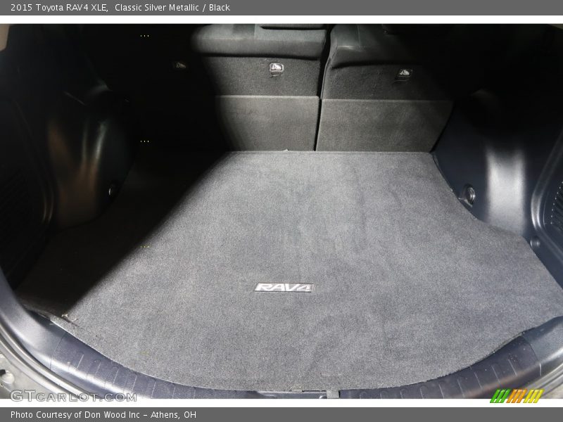 Classic Silver Metallic / Black 2015 Toyota RAV4 XLE