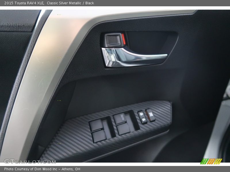 Classic Silver Metallic / Black 2015 Toyota RAV4 XLE