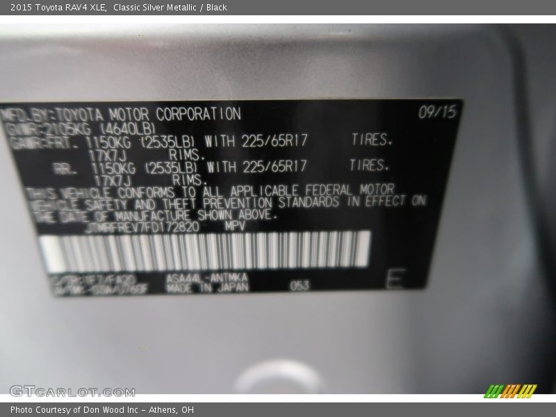 Classic Silver Metallic / Black 2015 Toyota RAV4 XLE