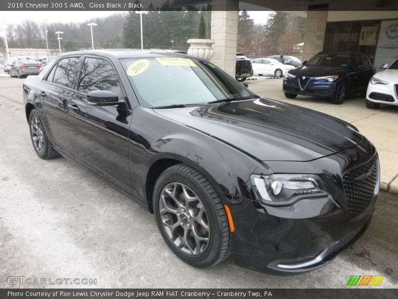Gloss Black / Black 2016 Chrysler 300 S AWD