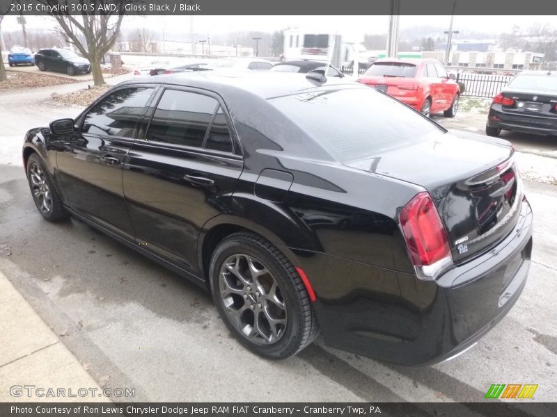 Gloss Black / Black 2016 Chrysler 300 S AWD