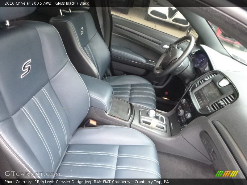Gloss Black / Black 2016 Chrysler 300 S AWD