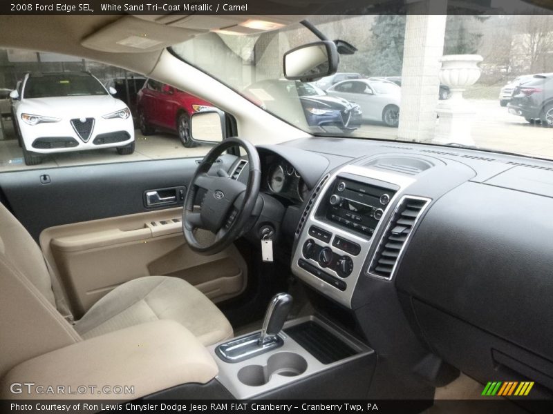White Sand Tri-Coat Metallic / Camel 2008 Ford Edge SEL