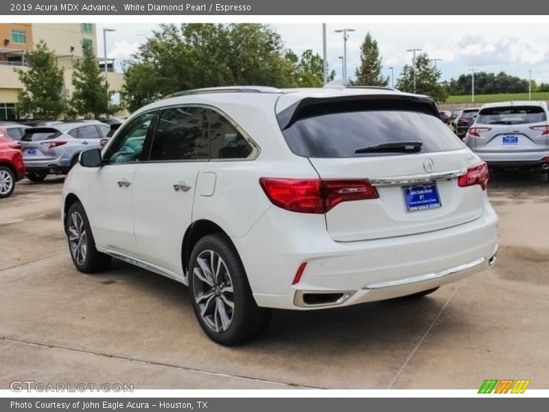 White Diamond Pearl / Espresso 2019 Acura MDX Advance