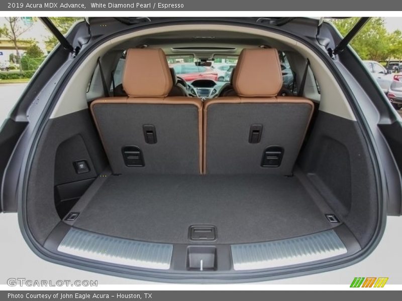 White Diamond Pearl / Espresso 2019 Acura MDX Advance