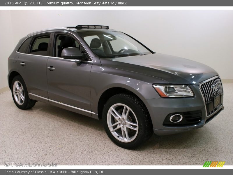 Monsoon Gray Metallic / Black 2016 Audi Q5 2.0 TFSI Premium quattro