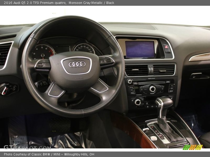 Monsoon Gray Metallic / Black 2016 Audi Q5 2.0 TFSI Premium quattro