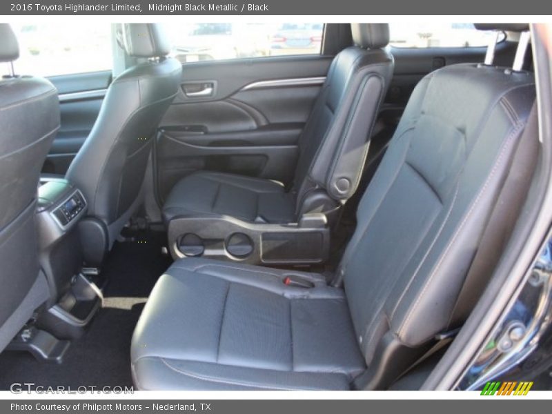 Midnight Black Metallic / Black 2016 Toyota Highlander Limited