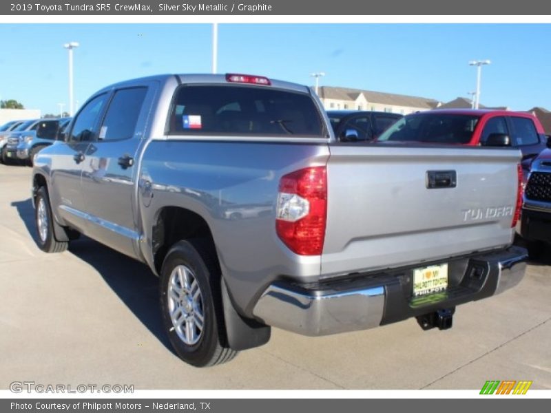 Silver Sky Metallic / Graphite 2019 Toyota Tundra SR5 CrewMax