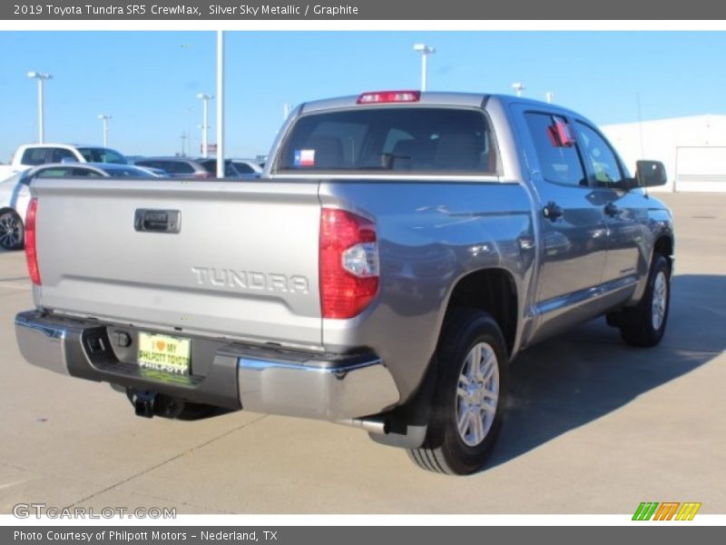 Silver Sky Metallic / Graphite 2019 Toyota Tundra SR5 CrewMax