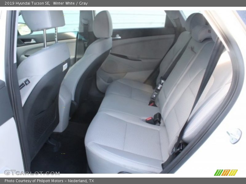 Winter White / Gray 2019 Hyundai Tucson SE