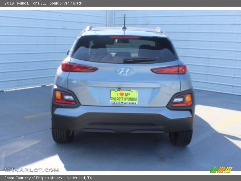 Sonic Silver / Black 2019 Hyundai Kona SEL