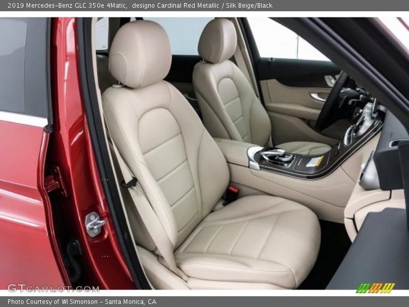  2019 GLC 350e 4Matic Silk Beige/Black Interior