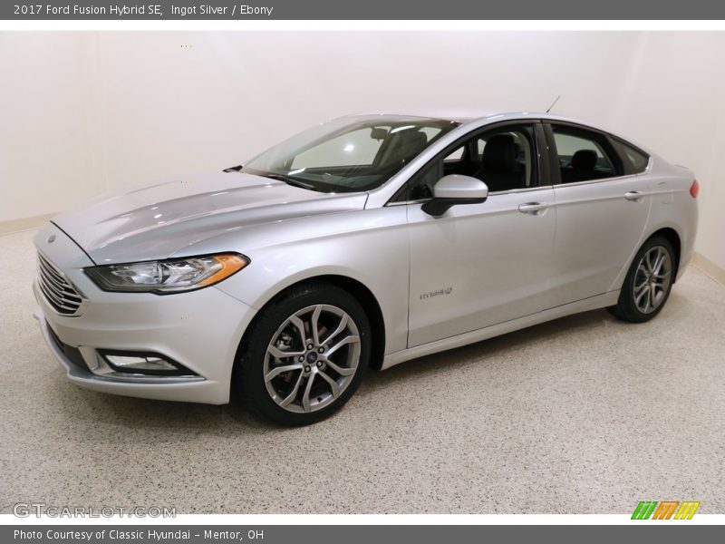Ingot Silver / Ebony 2017 Ford Fusion Hybrid SE