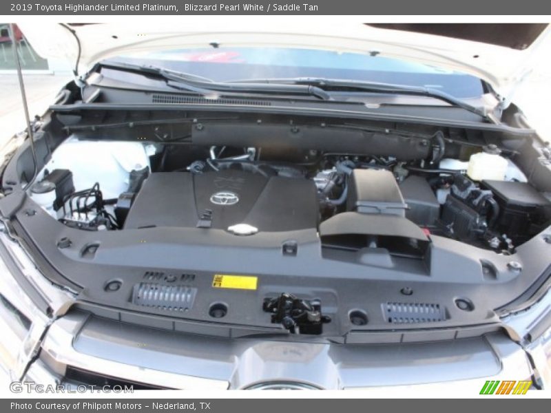 Blizzard Pearl White / Saddle Tan 2019 Toyota Highlander Limited Platinum