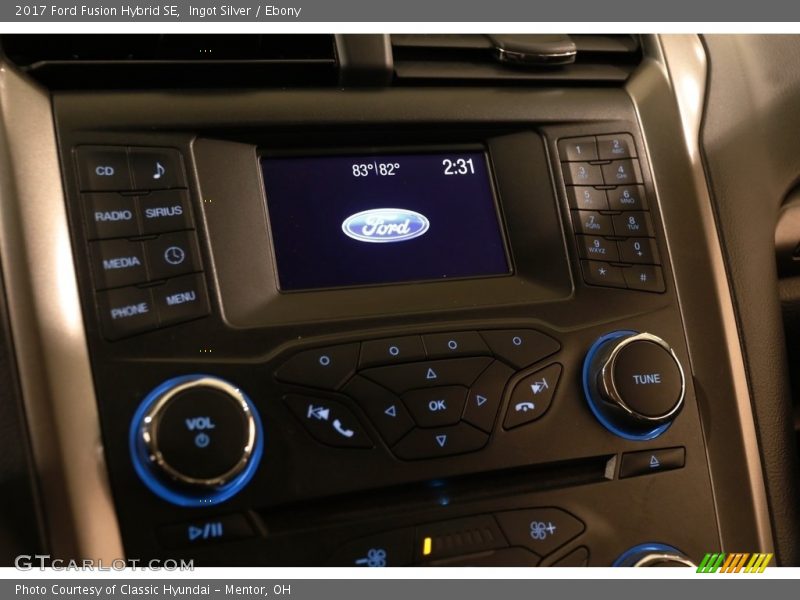Ingot Silver / Ebony 2017 Ford Fusion Hybrid SE