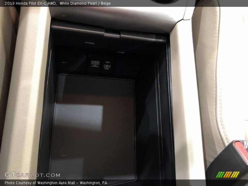 White Diamond Pearl / Beige 2019 Honda Pilot EX-L AWD