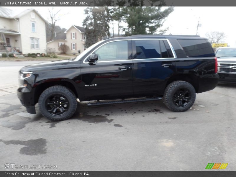Black / Jet Black 2019 Chevrolet Tahoe LS 4WD