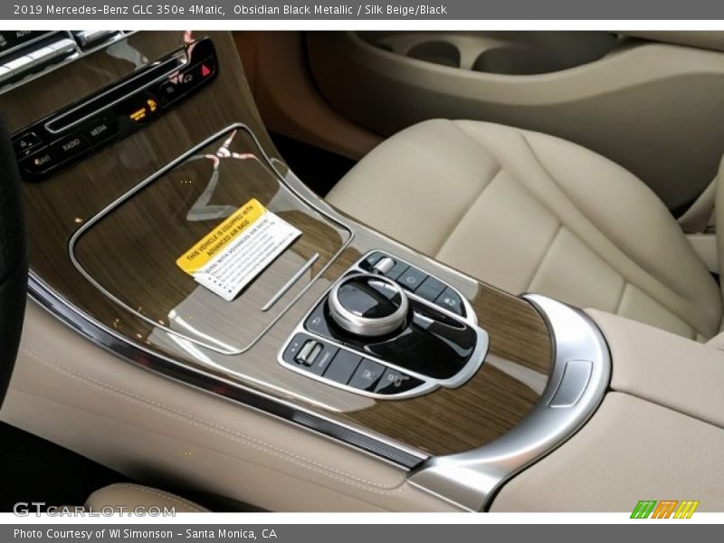 Obsidian Black Metallic / Silk Beige/Black 2019 Mercedes-Benz GLC 350e 4Matic