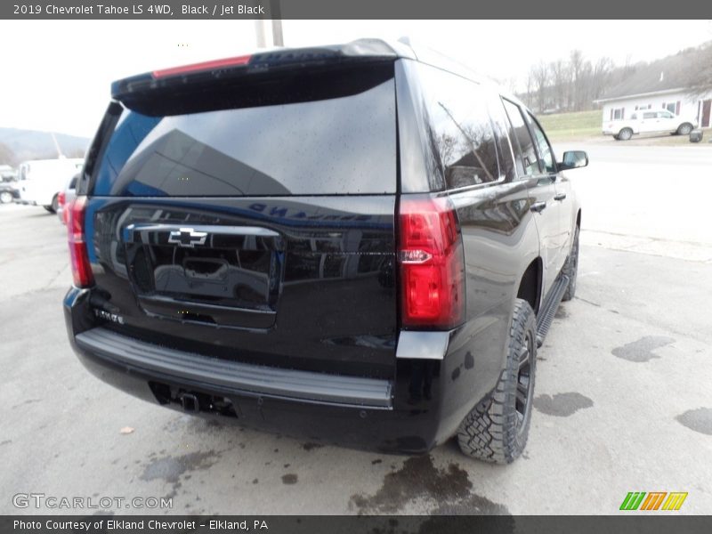 Black / Jet Black 2019 Chevrolet Tahoe LS 4WD
