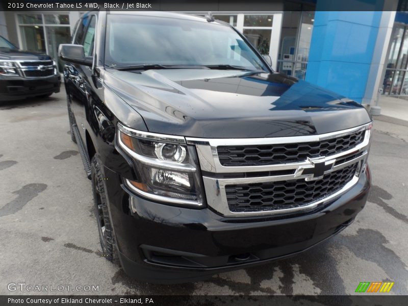 Black / Jet Black 2019 Chevrolet Tahoe LS 4WD