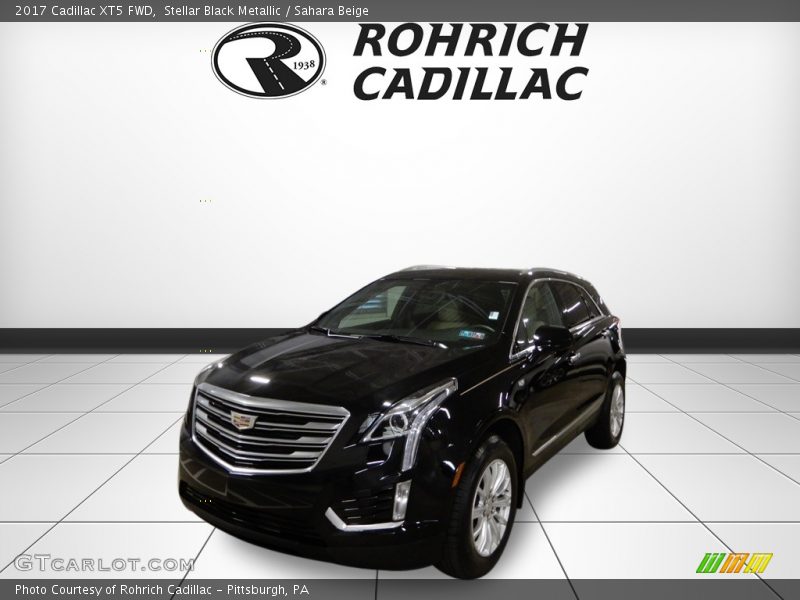 Stellar Black Metallic / Sahara Beige 2017 Cadillac XT5 FWD