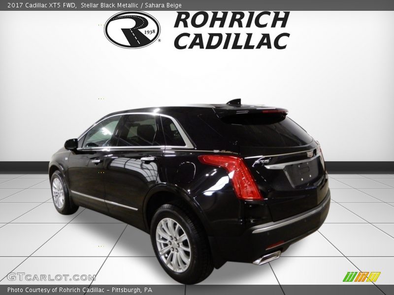 Stellar Black Metallic / Sahara Beige 2017 Cadillac XT5 FWD