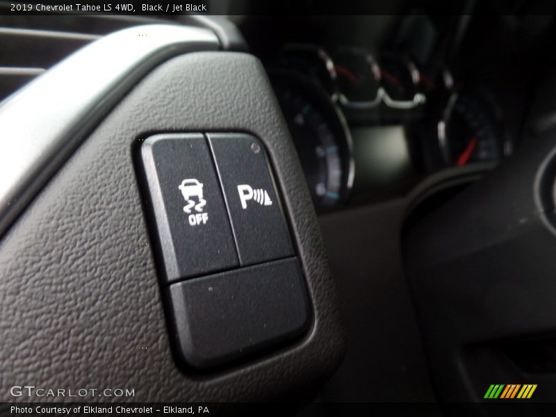 Black / Jet Black 2019 Chevrolet Tahoe LS 4WD